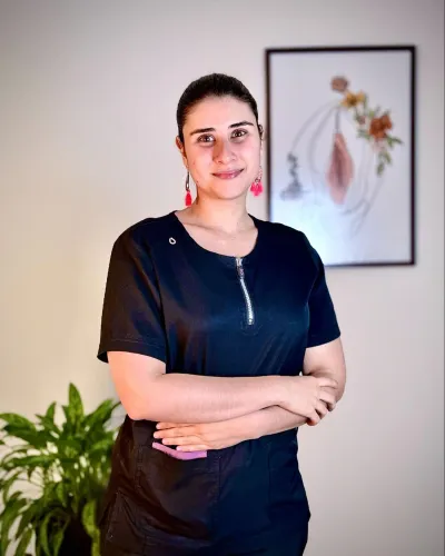 Dra. Mari Paz Álvarez, fisioterapeuta en Clínica Traña Costa Rica.